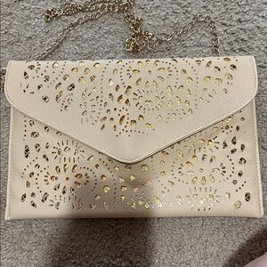 Women's Laser-Cut Envelope Chain Clutch - Cream/Gold